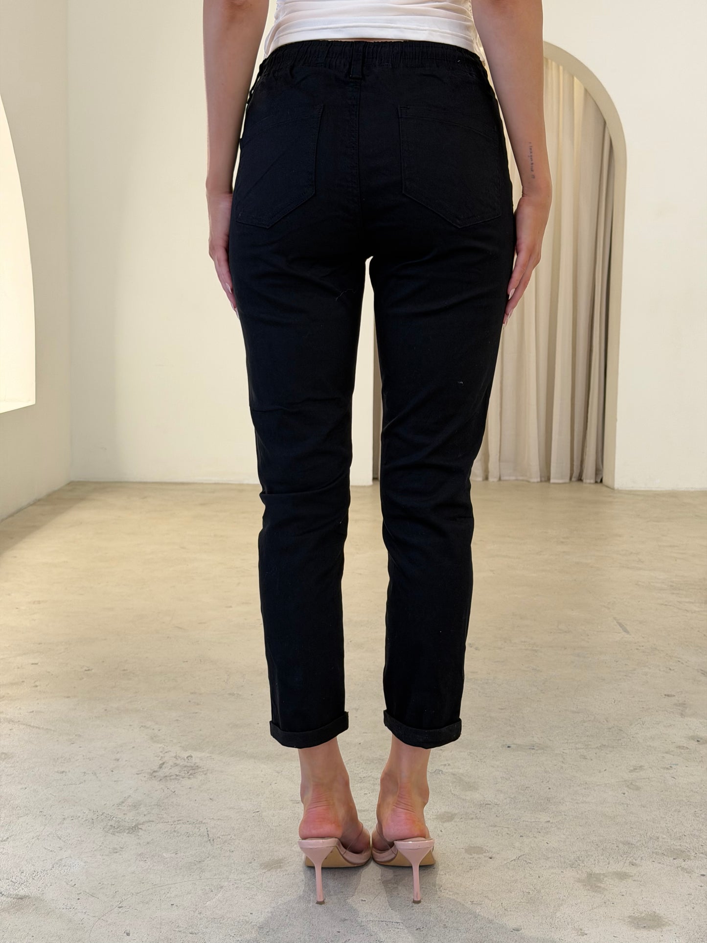 CHARLOTTE JEANS - BLACK