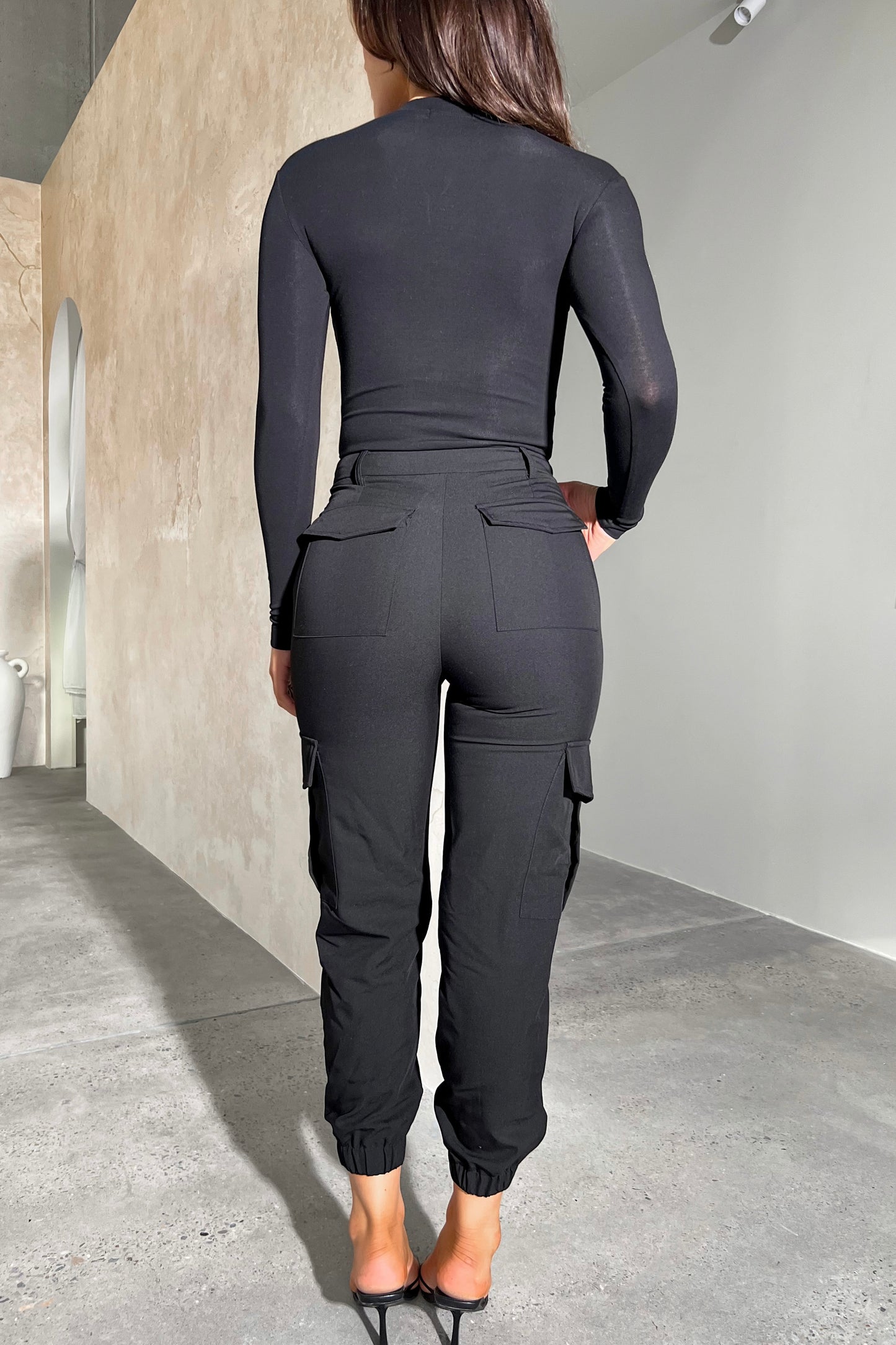 JISOO PANTS - BLACK