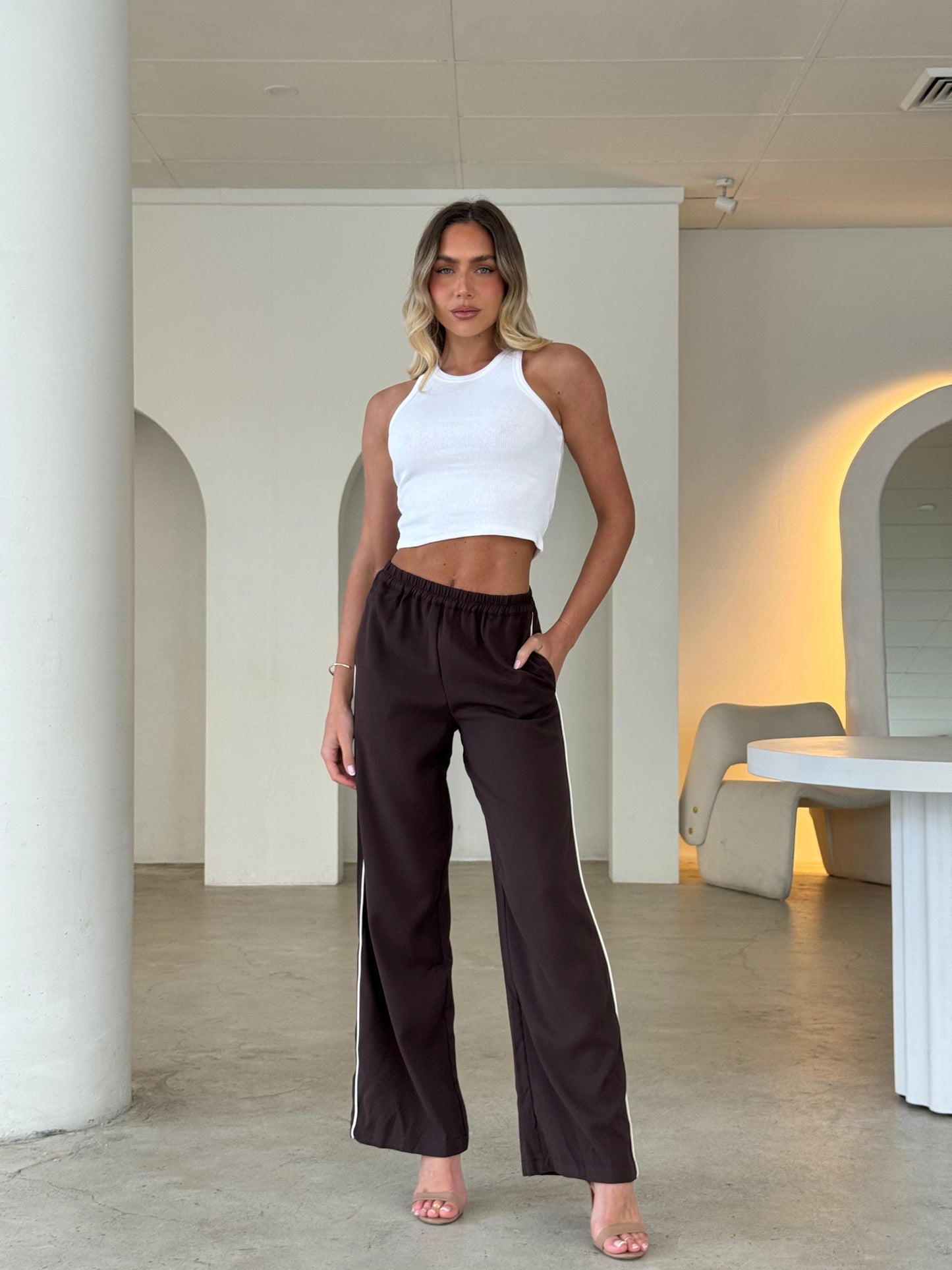 SABLE PANTS - CHOCOLATE