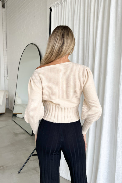 JULIENE KNIT TOP - SAND