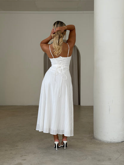 ZOZO DRESS - WHITE