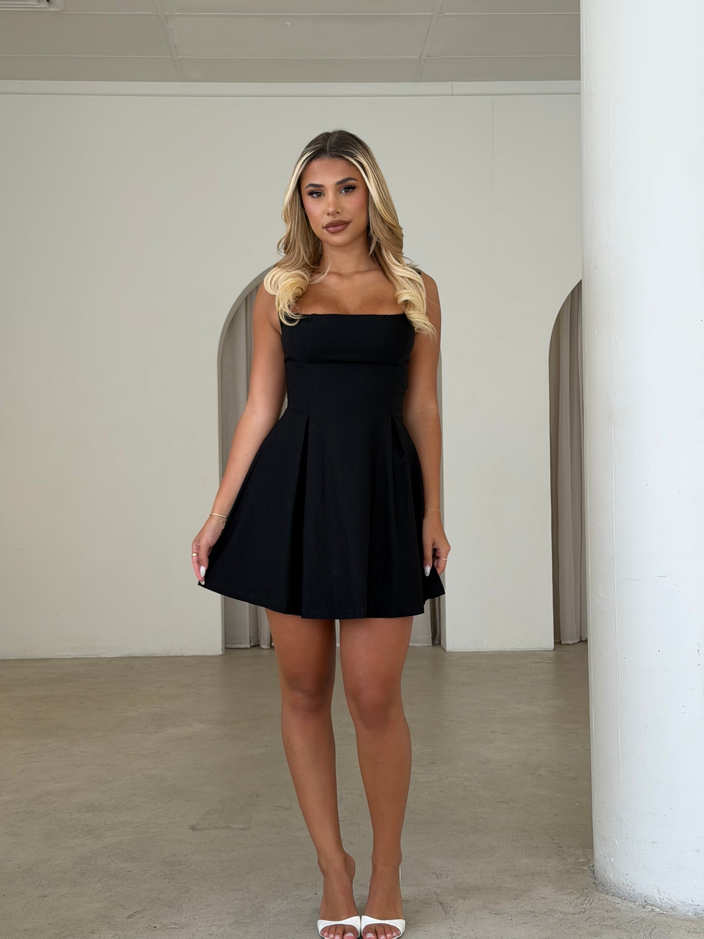 POSIE DRESS - BLACK