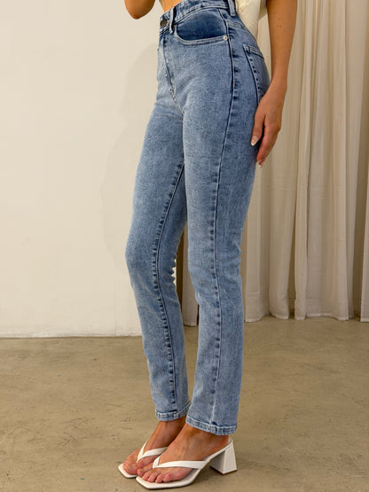 NICKI JEANS - L. BLUE DENIM