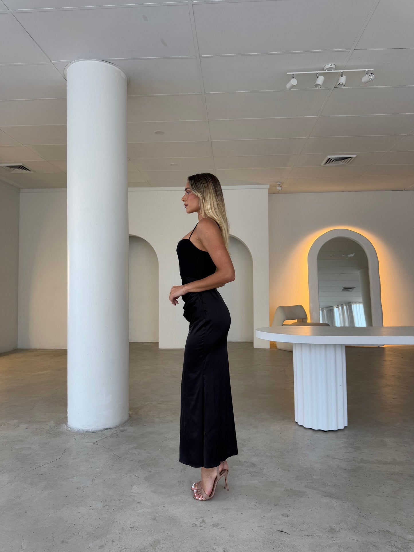 CLIO DRESS - BLACK