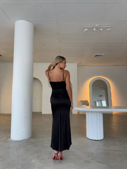 CLIO DRESS - BLACK