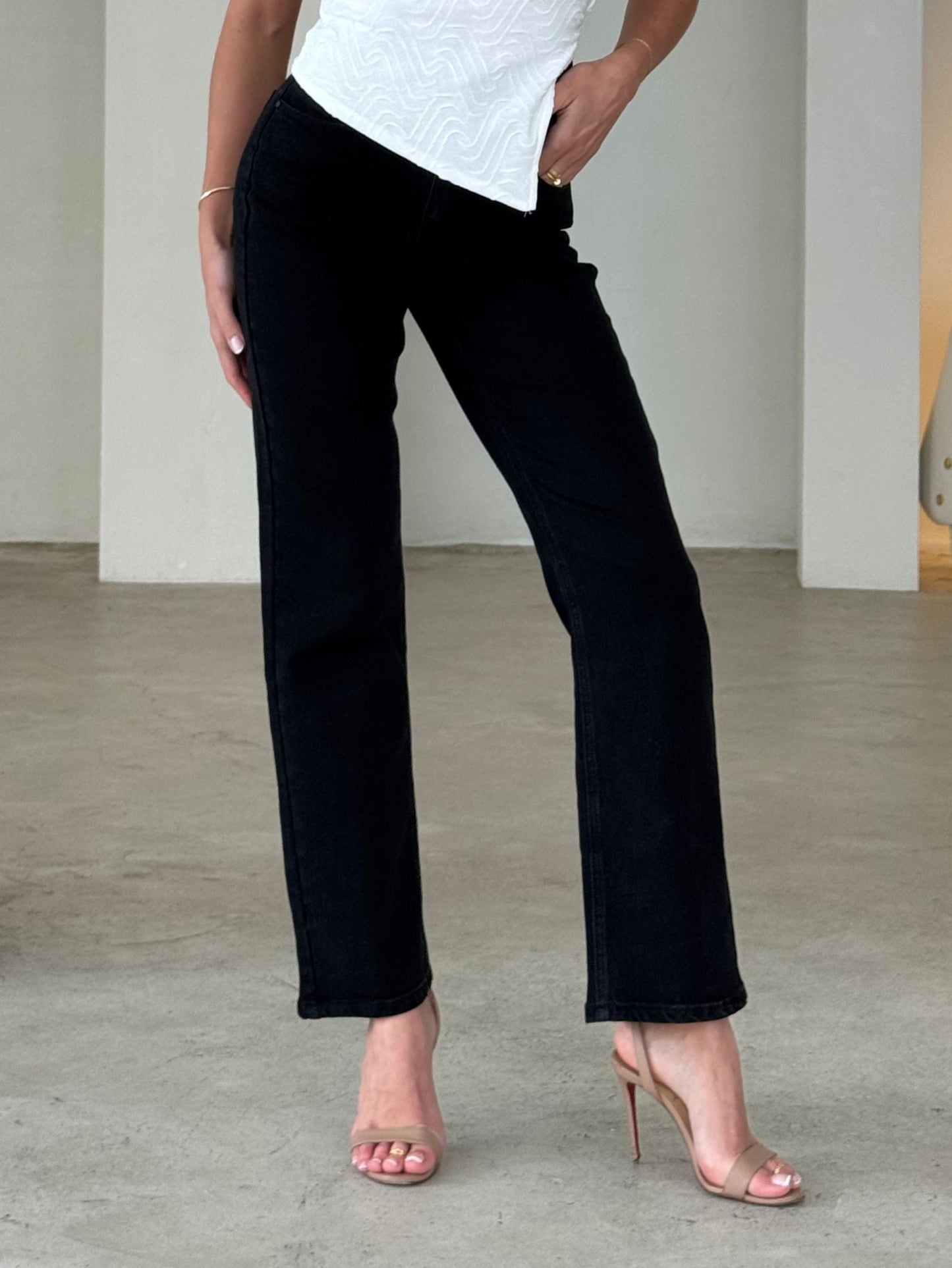 STASSI JEANS - BLACK